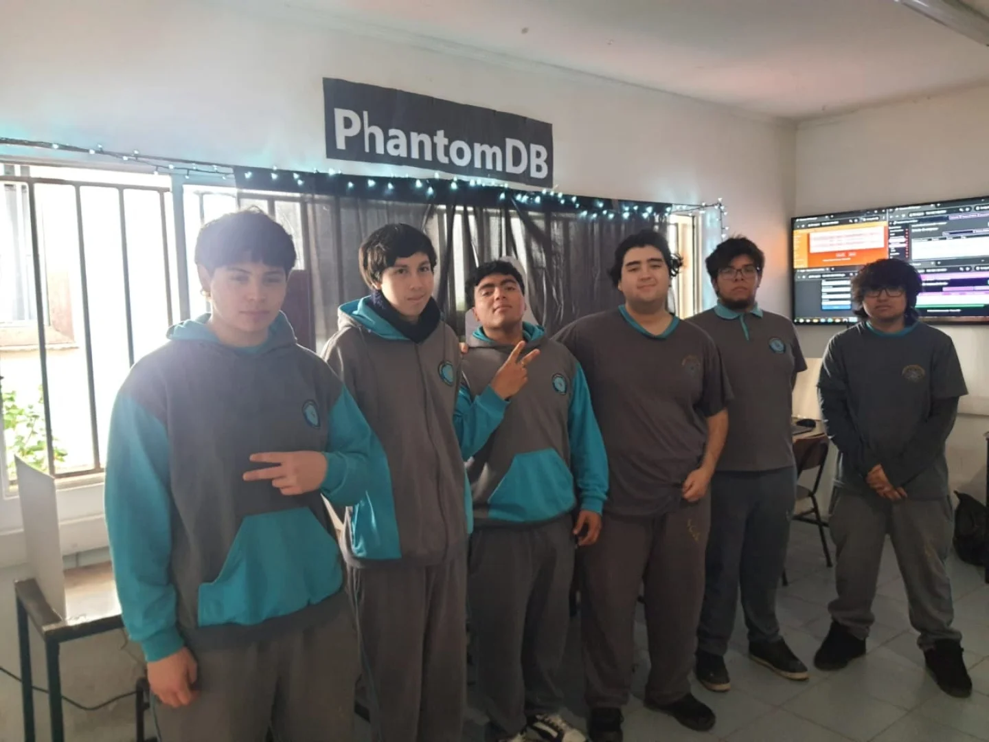 img 1